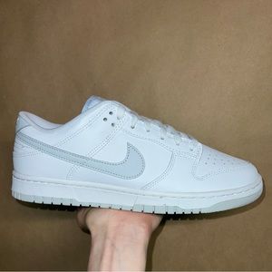 NIKE DUNK LOW PURE PLATINUM